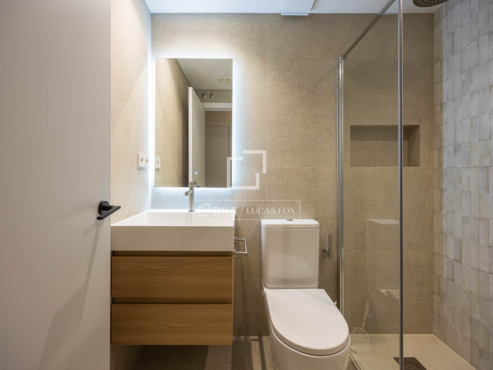 Apartment à Barcelona, Espagne 3 chambres, 84 m2 No. 150323