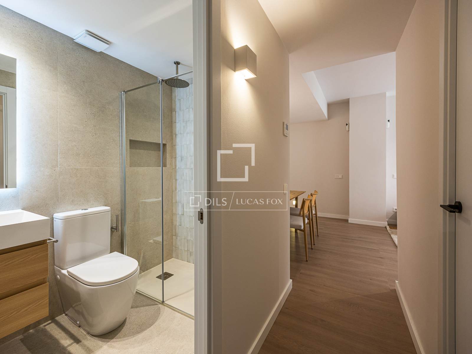 Apartment à Barcelona, Espagne 3 chambres, 84 m2 No. 150323
