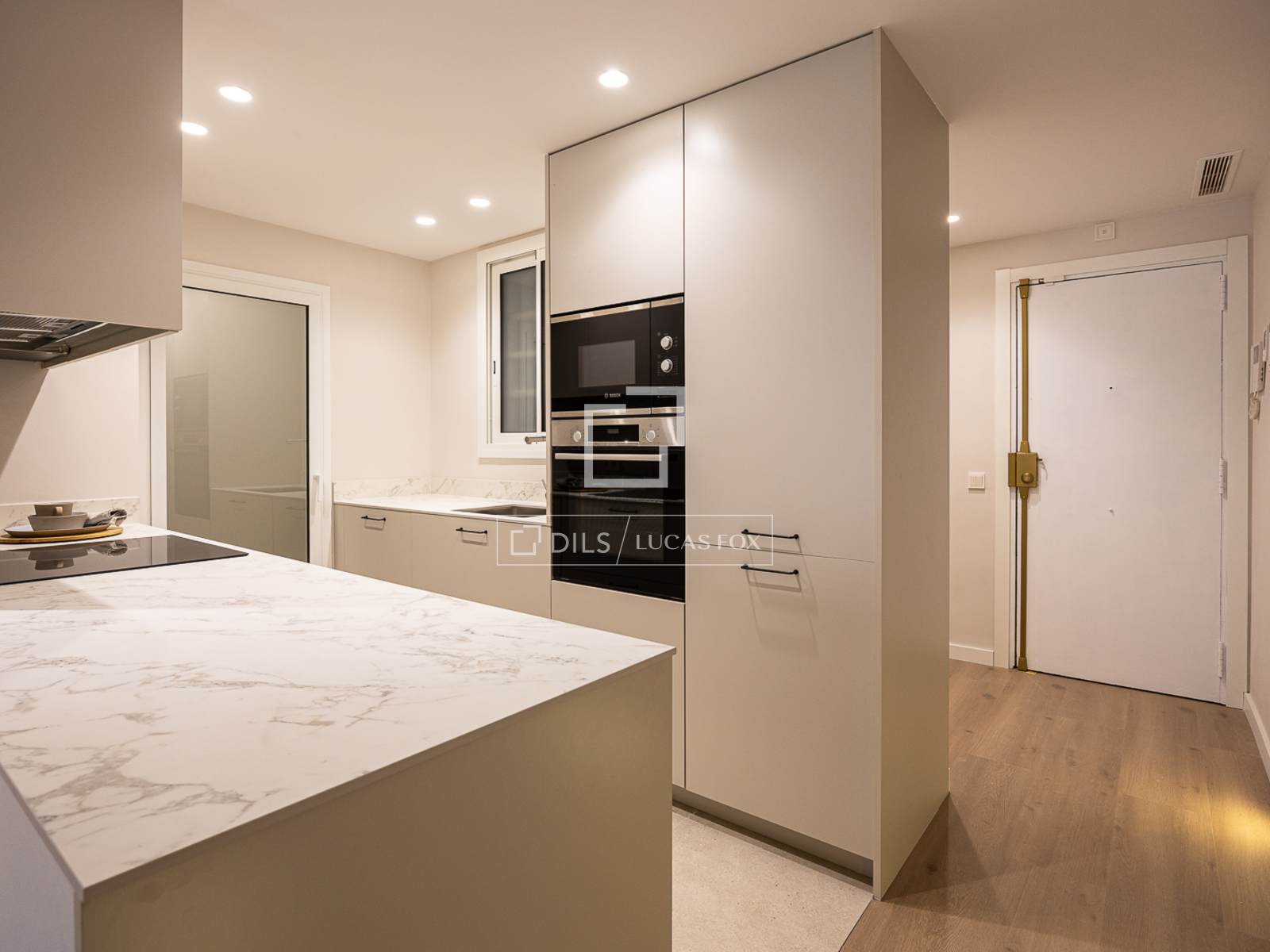 Apartment à Barcelona, Espagne 3 chambres, 84 m2 No. 150323
