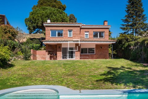Villa à Bellaterra, Barcelona, Espagne 5 chambres, 303 m2 No. 150324