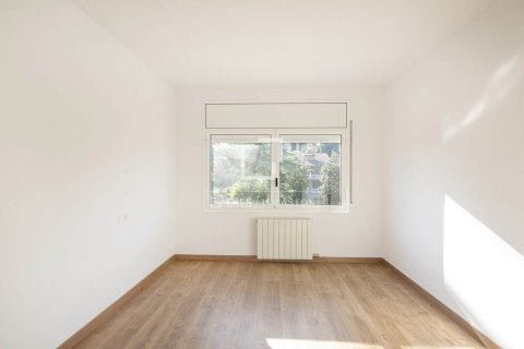 Villa for sale in Bellaterra, Barcelona, Spain 5 bedrooms, 303 sq.m. No. 150324 - photo 18