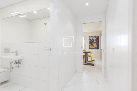 Ático en venta en Barcelona, España 4 dormitorios, 230 m2 No. 150321 - foto 21