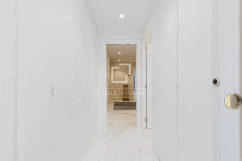 Ático en venta en Barcelona, España 4 dormitorios, 230 m2 No. 150321 - foto 20