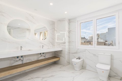 Ático en venta en Barcelona, España 4 dormitorios, 230 m2 No. 150321 - foto 24