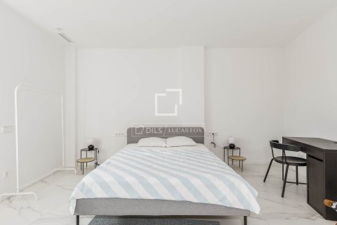 Ático en venta en Barcelona, España 4 dormitorios, 230 m2 No. 150321 - foto 28