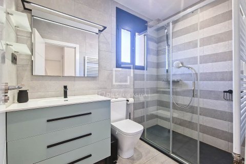 Villa for sale in Vilanova i la Geltru, Barcelona, Spain 4 bedrooms, 244 sq.m. No. 150327 - photo 22