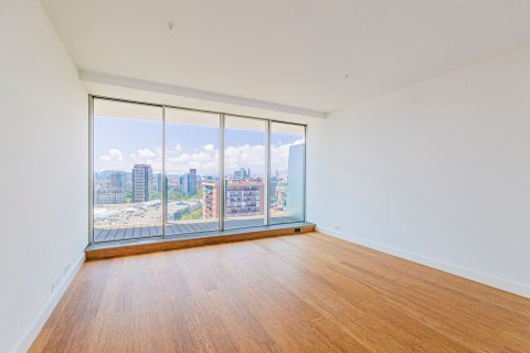 Apartament w Barcelona, Hiszpania 3 sypialnie, 236 mkw. nr 148877 – zdjęcie 6