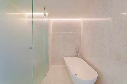 Apartament w Barcelona, Hiszpania 3 sypialnie, 236 mkw. nr 148877 – zdjęcie 18