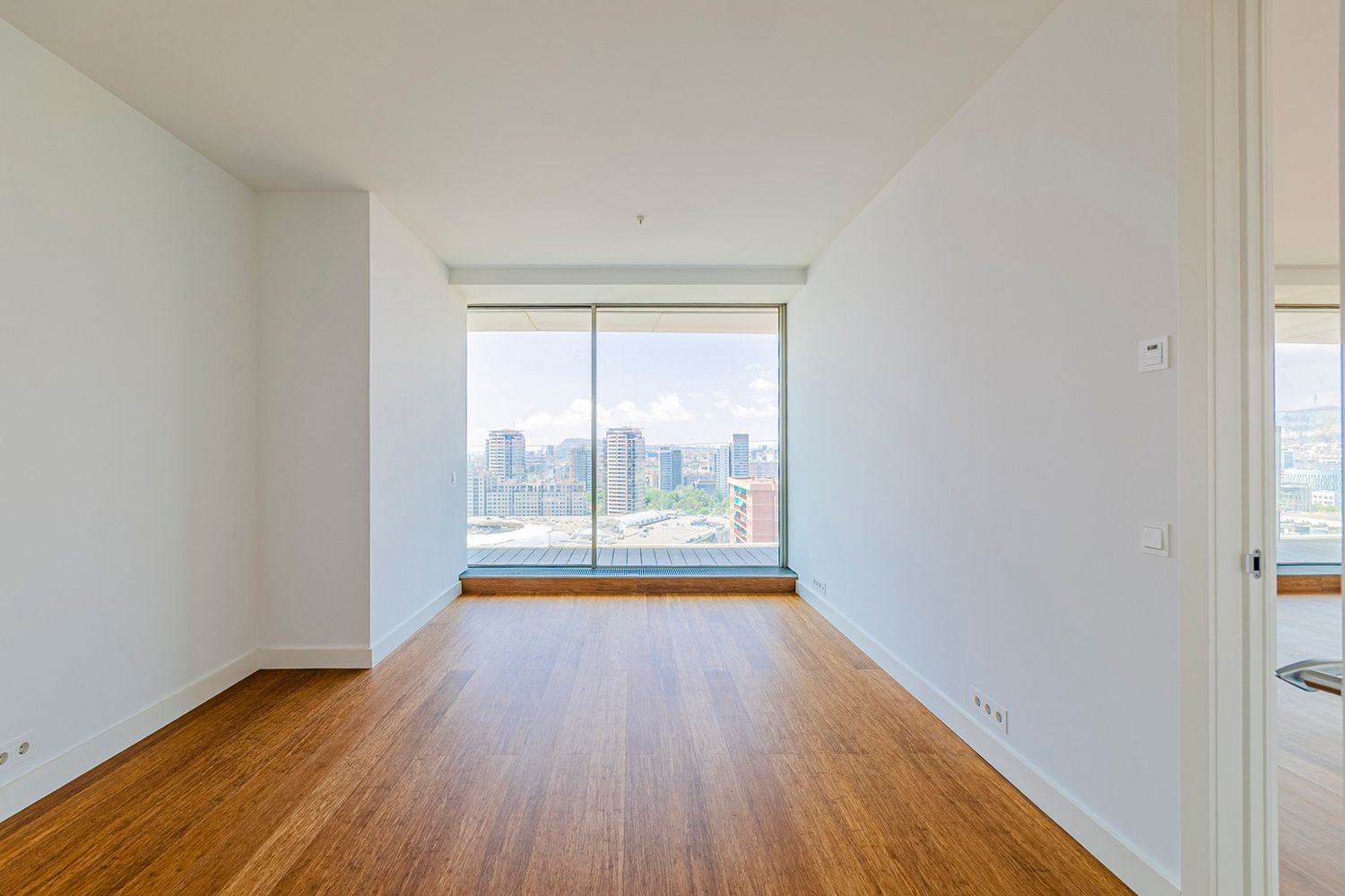 Appartamento a Barcelona, Spagna 3 camere da letto, 286 mq. N° 148876