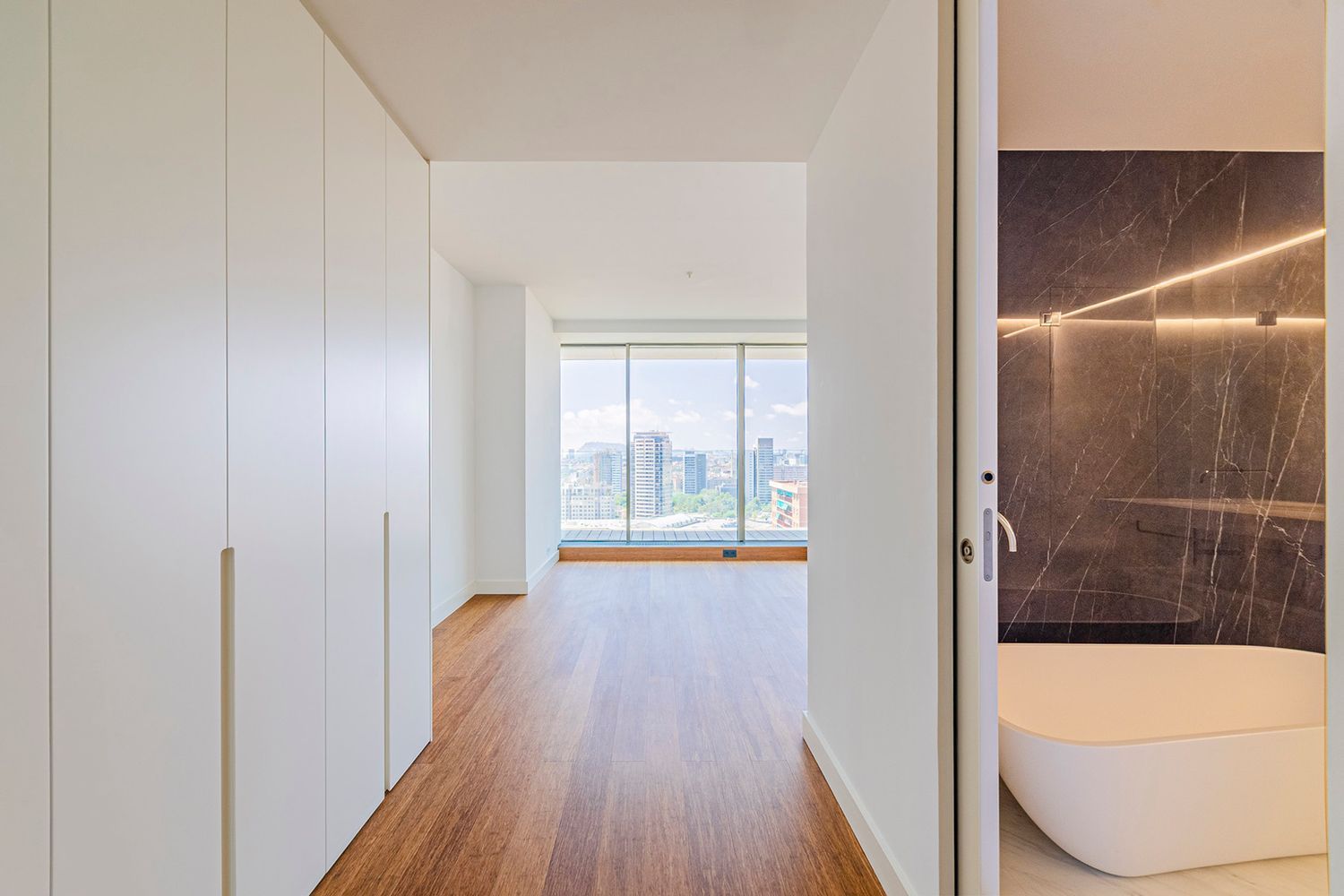 Appartamento a Barcelona, Spagna 3 camere da letto, 286 mq. N° 148876