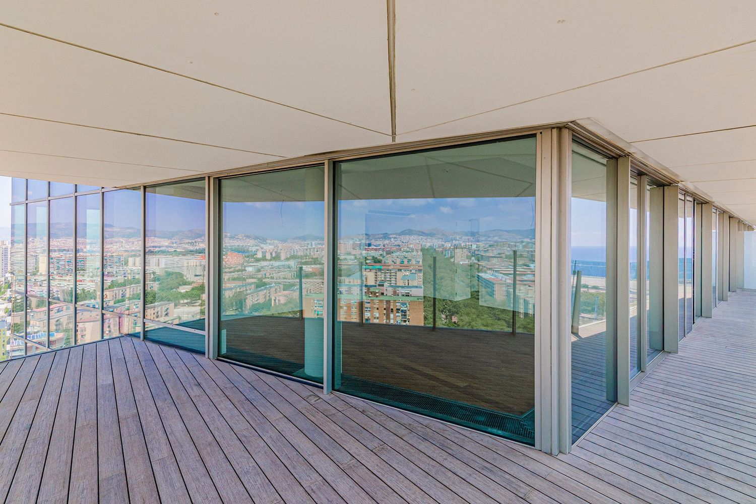 Appartamento a Barcelona, Spagna 3 camere da letto, 286 mq. N° 148876