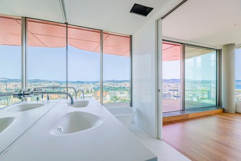 Dzīvoklis pārdošanā Barcelona, Spānijā 4 istabas, 378 m2 Nr. 148875 - attēls 2