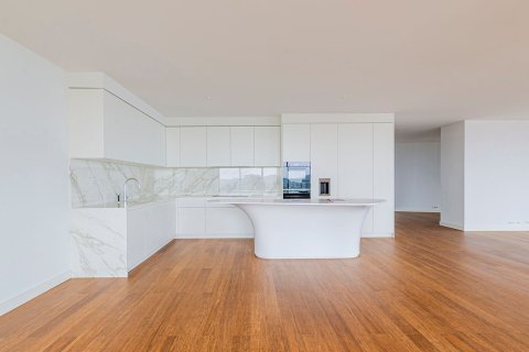 Dzīvoklis pārdošanā Barcelona, Spānijā 4 istabas, 386 m2 Nr. 148874 - attēls 3