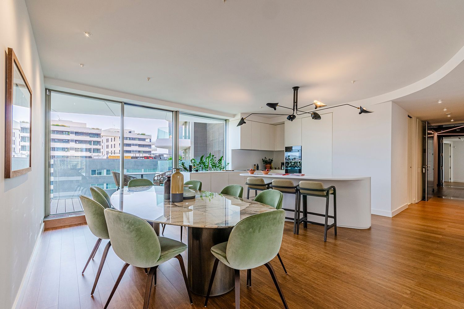 Appartamento a Barcelona, Spagna 3 camere da letto, 284 mq. N° 148878