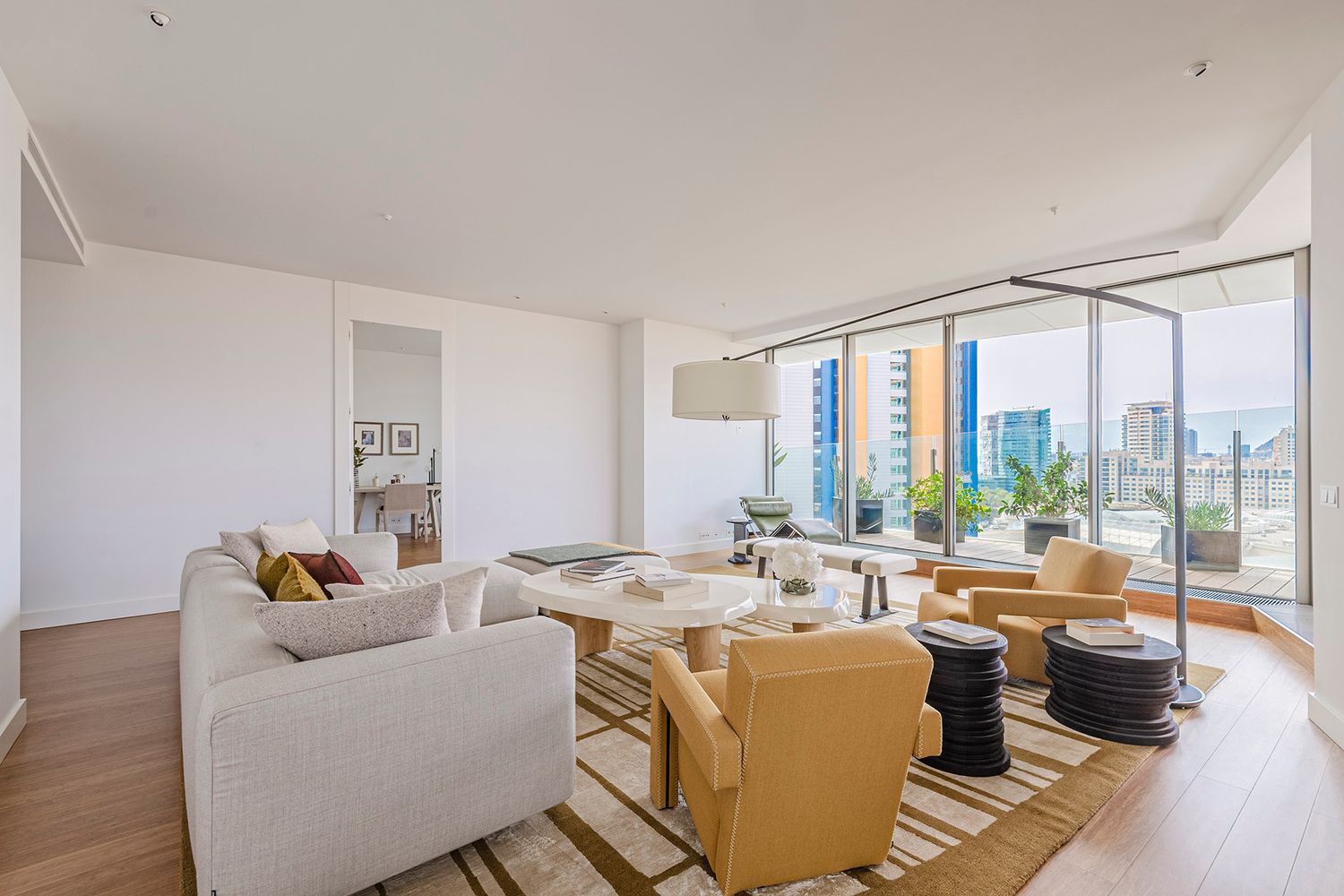 Appartamento a Barcelona, Spagna 3 camere da letto, 284 mq. N° 148878