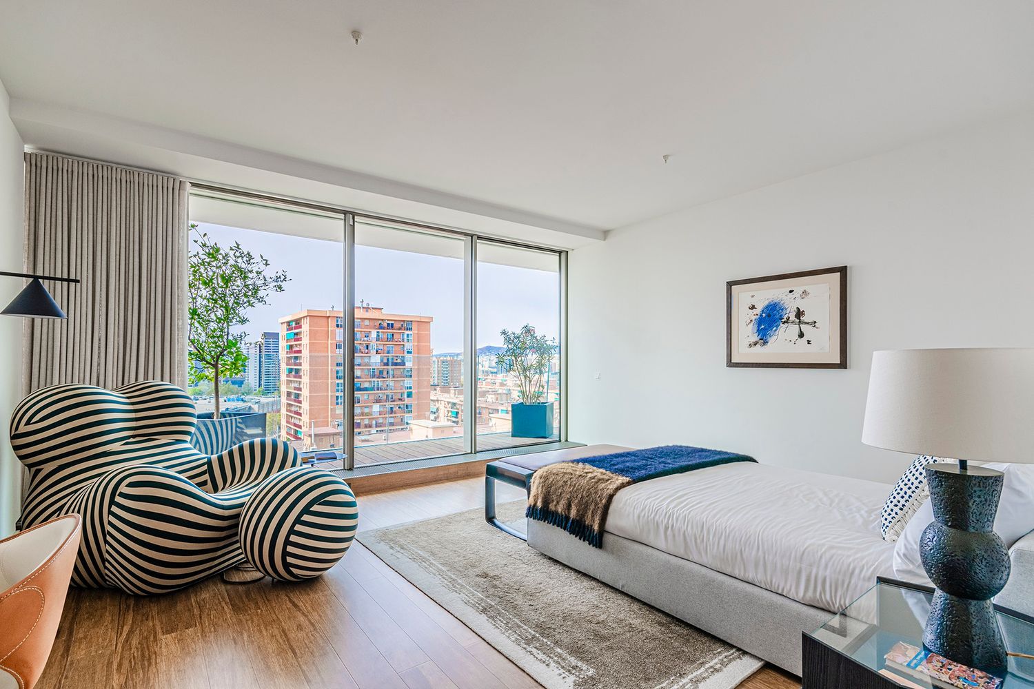 Appartamento a Barcelona, Spagna 3 camere da letto, 284 mq. N° 148878