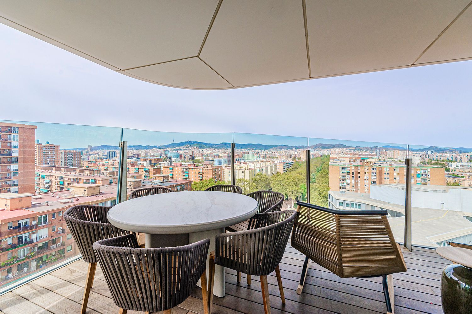 Appartamento a Barcelona, Spagna 3 camere da letto, 284 mq. N° 148878