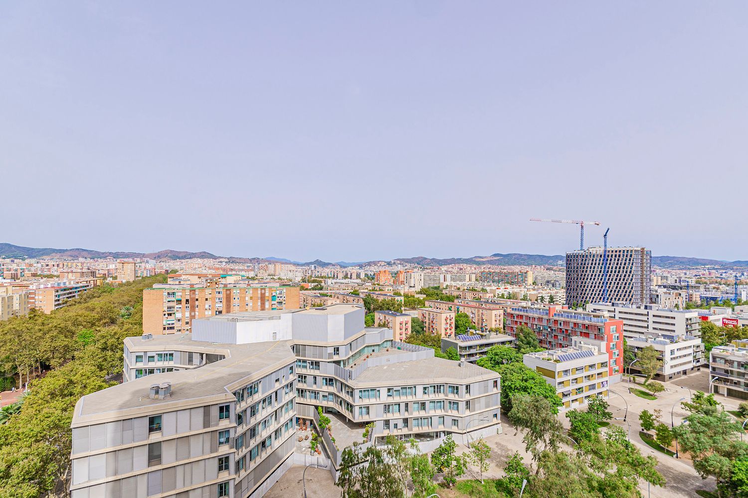 Appartamento a Barcelona, Spagna 3 camere da letto, 284 mq. N° 148878