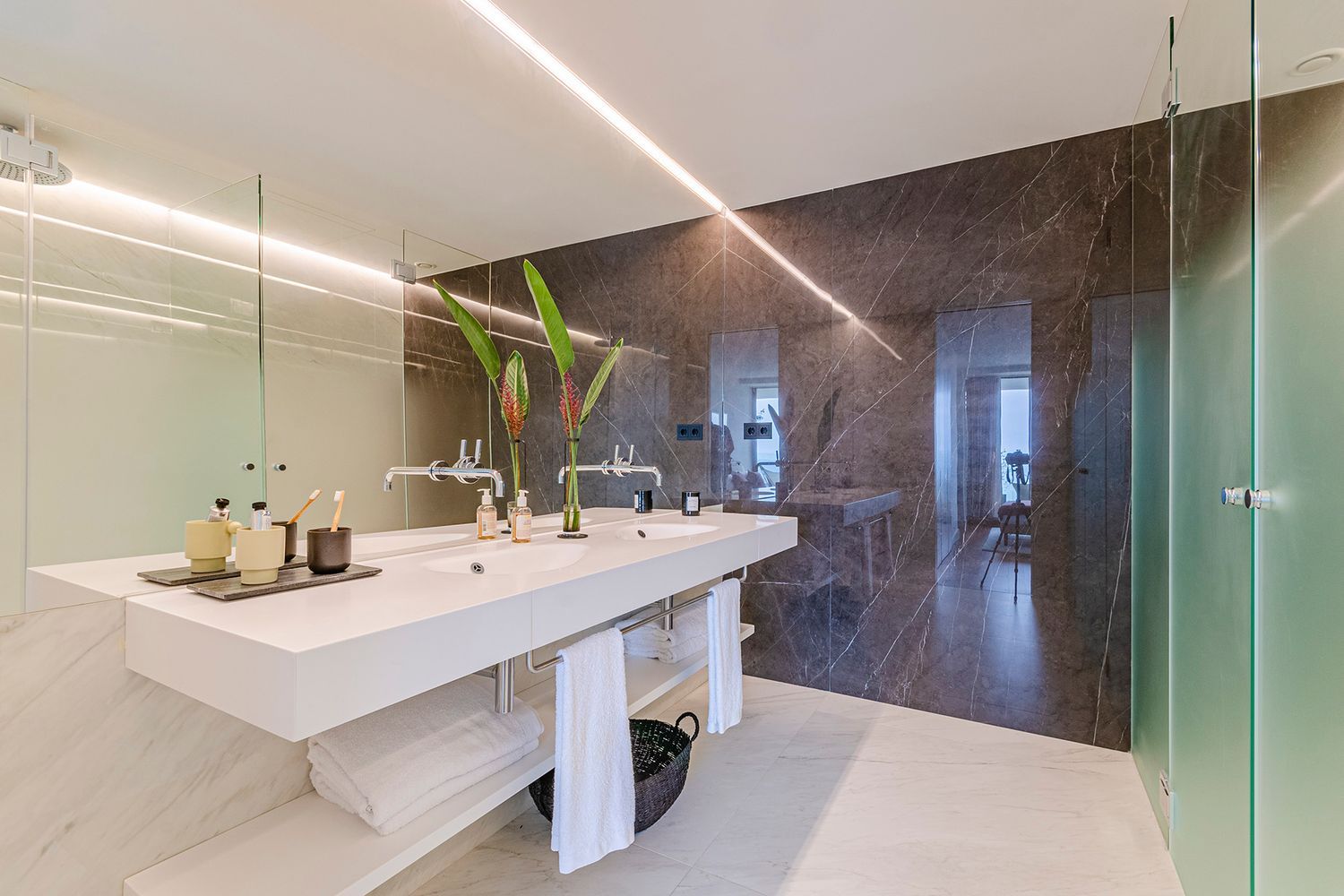 Appartamento a Barcelona, Spagna 3 camere da letto, 252 mq. N° 148879