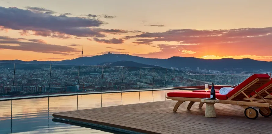 Lägenhet i Barcelona, Spanien 3 sovrum, 397 kvm. Nr. 148873