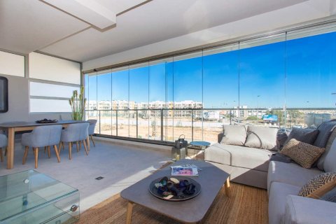 Dzīvoklis pārdošanā La Zenia, Alicante, Spānijā 3 istabas, 73 m2 Nr. 144702 - attēls 1