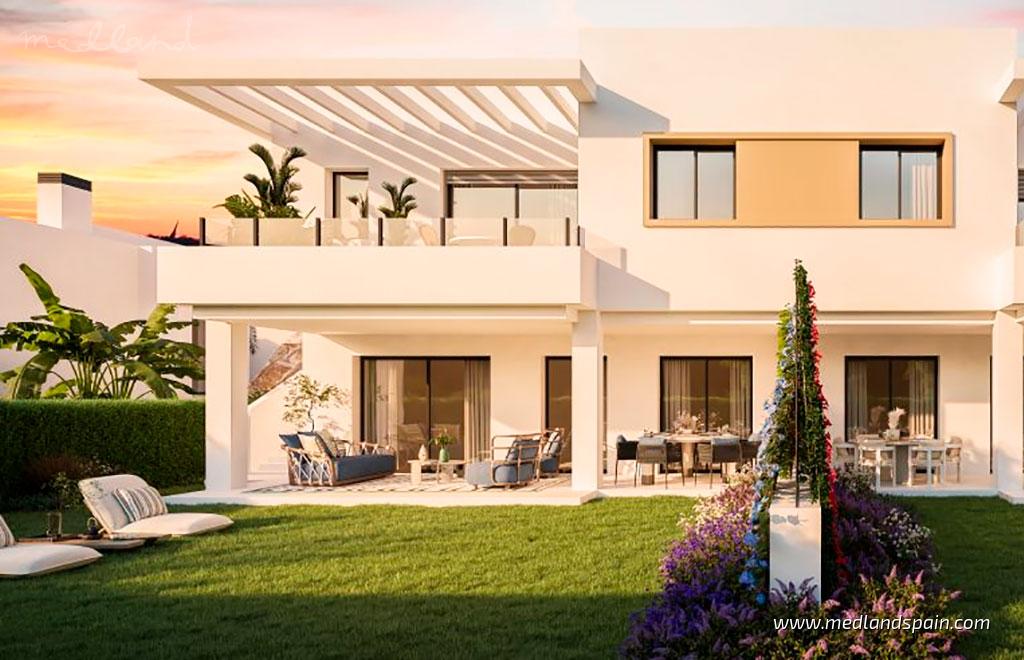 Villa en Estepona, Málaga, España 4 dormitorios, 180 m2 No. 192991