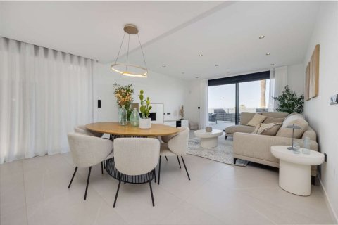 Сasa en venta en Torrevieja, Alicante, España 3 dormitorios, 141.56 m2 No. 181422 - foto 4