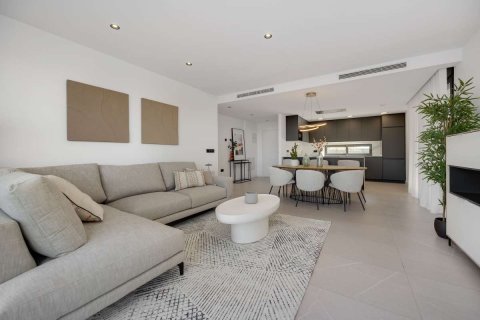 Сasa en venta en Torrevieja, Alicante, España 3 dormitorios, 141.56 m2 No. 181422 - foto 7