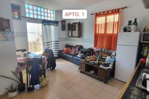Huoneisto myytävänä Adeje, Tenerife, Espanja, 3 makuuhuonetta, 120 m2 No. 152366 - kuva 9