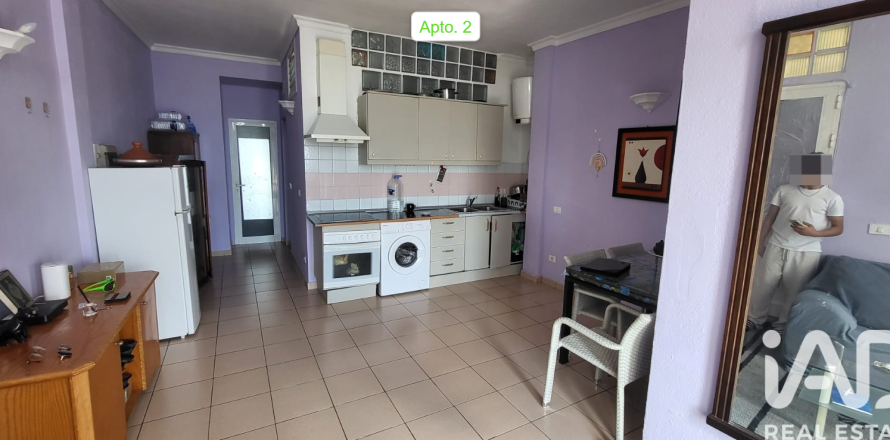 Huoneisto Adeje, Tenerife, Espanja 3 makuuhuonetta, 120 m2 No. 152366