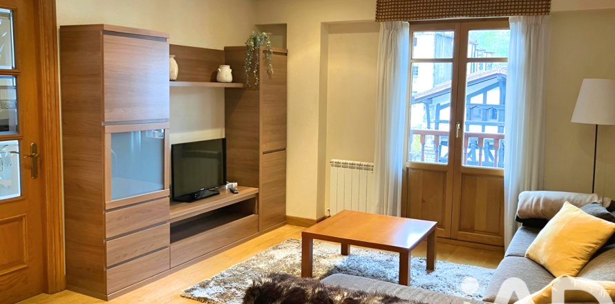 Квартира в Наварра, Испания 2 спальни, 84м2 №152364