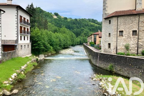 Продажа квартиры в Наварра, Испания 2 спальни, 84м2 №152364 - фото 27