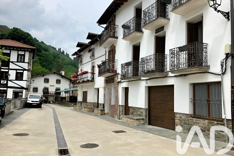 Продажа квартиры в Наварра, Испания 2 спальни, 84м2 №152364 - фото 26