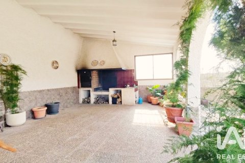 Triplex for sale in Alicante, Spain 4 bedrooms, 458 sq.m. No. 187815 - photo 5