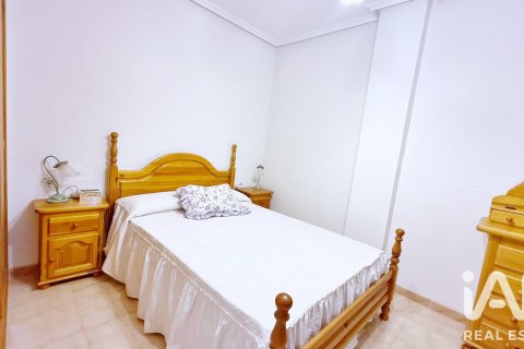 Triplex for sale in Alicante, Spain 4 bedrooms, 458 sq.m. No. 187815 - photo 24