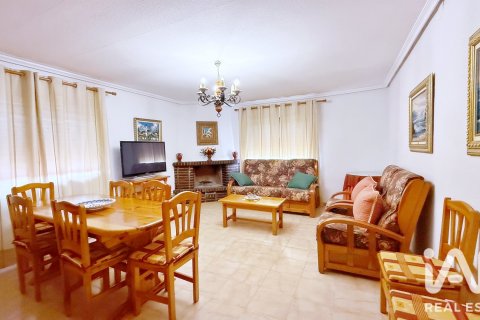 Triplex for sale in Alicante, Spain 4 bedrooms, 458 sq.m. No. 187815 - photo 30