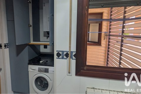 Apartment for sale in Logrono, La Rioja, Spain 2 bedrooms, 82 sq.m. No. 187814 - photo 14