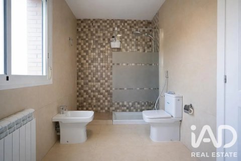 House for sale in Salou, Tarragona, Spain 6 bedrooms, 526 sq.m. No. 187810 - photo 25