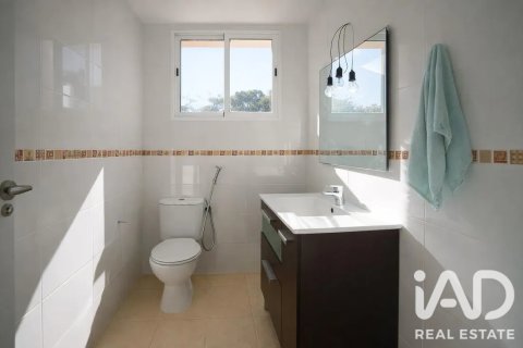 House for sale in Salou, Tarragona, Spain 6 bedrooms, 526 sq.m. No. 187810 - photo 26