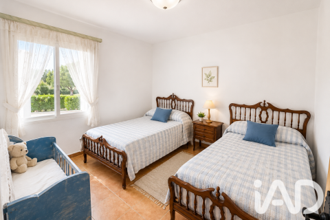 House for sale in Cieza, Murcia, Spain 4 bedrooms, 200 sq.m. No. 187816 - photo 2