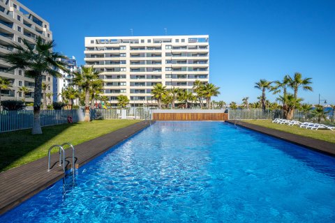 Apartamento en venta en Punta Prima, Alicante, España 3 dormitorios, 139 m2 No. 147841 - foto 1