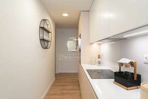 Apartment for sale in Barcelona, Spain 2 bedrooms, 87 sq.m. No. 192615 - photo 16