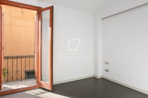 Apartment for sale in Barcelona, Spain 2 bedrooms, 69 sq.m. No. 192613 - photo 7