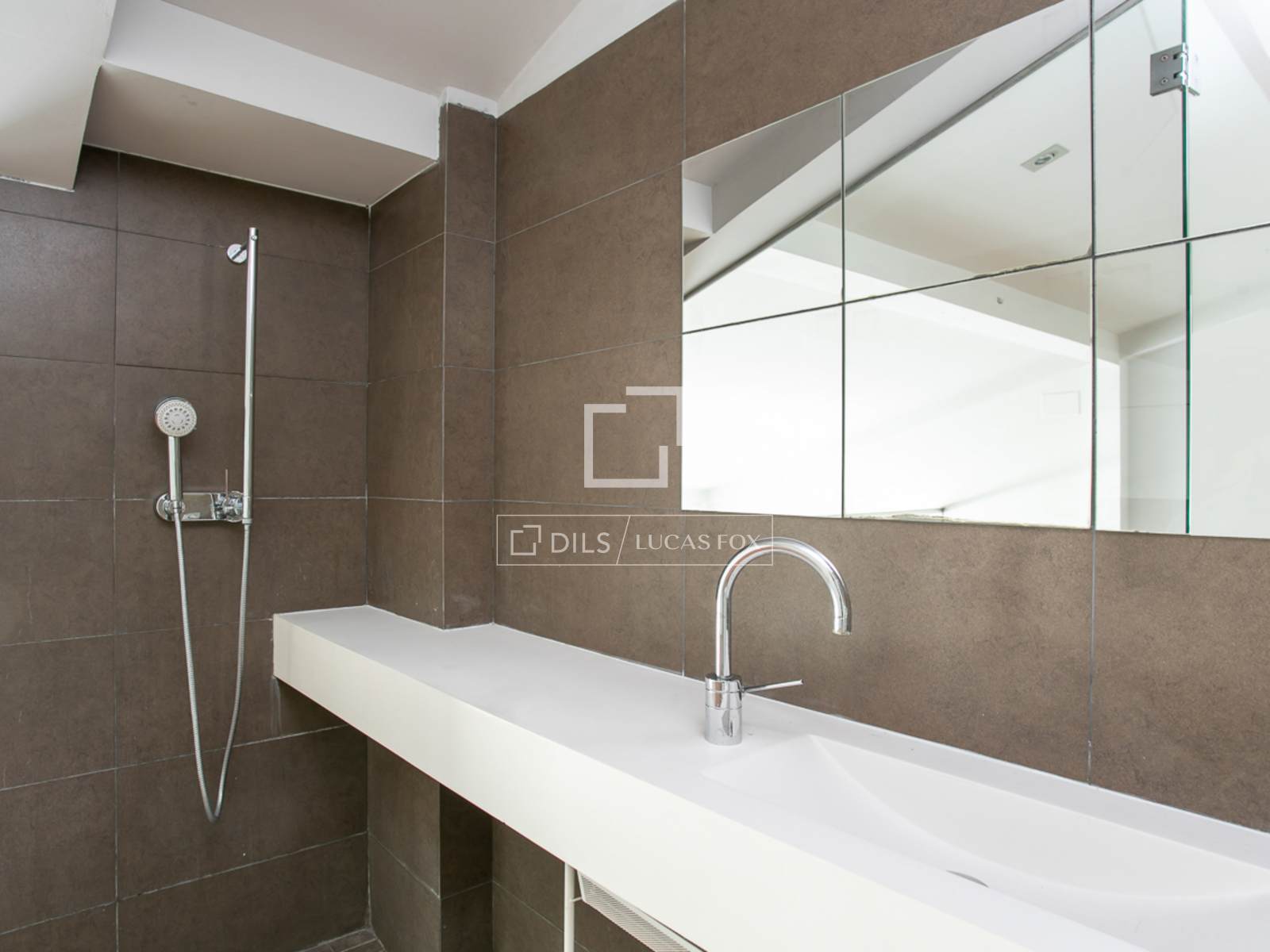 Apartament w Barcelona, Hiszpania 2 sypialnie, 69 mkw. nr 192613