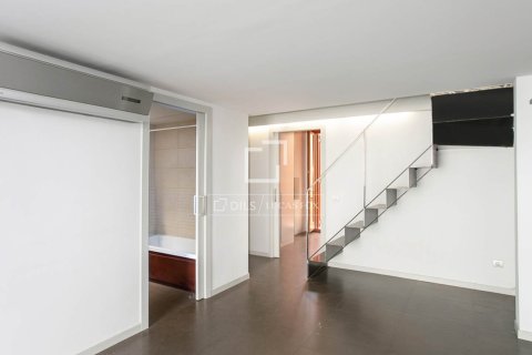 Apartment for sale in Barcelona, Spain 2 bedrooms, 69 sq.m. No. 192613 - photo 22