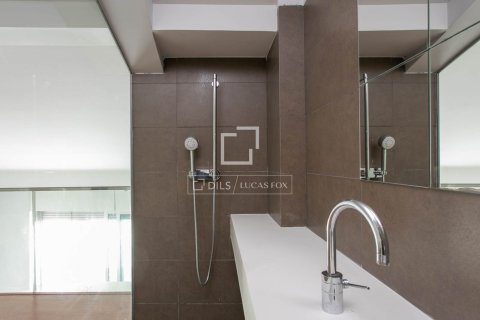 Apartment for sale in Barcelona, Spain 2 bedrooms, 69 sq.m. No. 192613 - photo 13