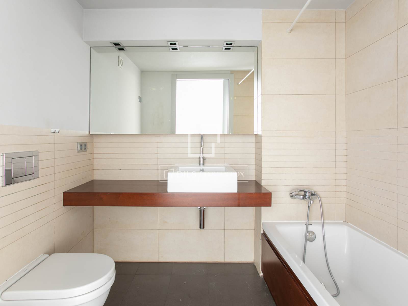 Apartament w Barcelona, Hiszpania 2 sypialnie, 69 mkw. nr 192613