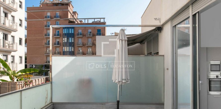 Apartment in Barcelona, Spain 2 bedrooms, 69 sq.m. No. 192613