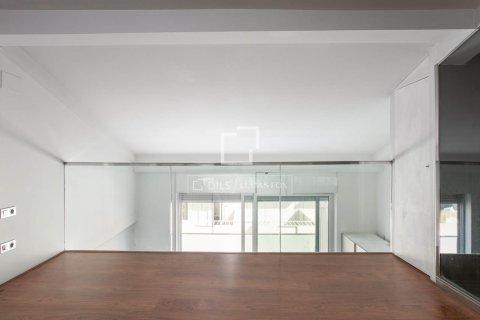 Apartment for sale in Barcelona, Spain 2 bedrooms, 69 sq.m. No. 192613 - photo 10