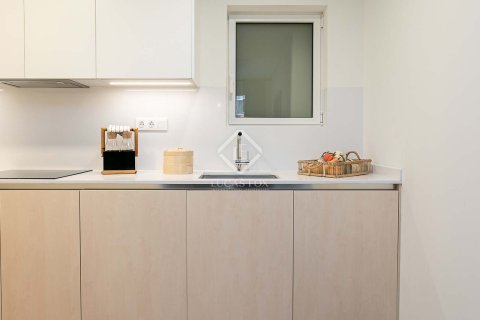 Penthouse for sale in Barcelona, Spain 2 bedrooms, 57 sq.m. No. 192612 - photo 14